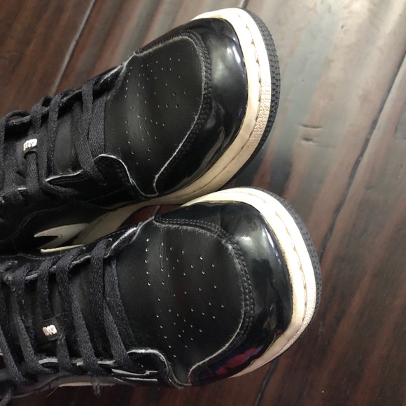 Nike Air Jordan 1 Retro Low BG Black White Basketball Shoes (553560-002) Size 7Y - Picture 6 of 9